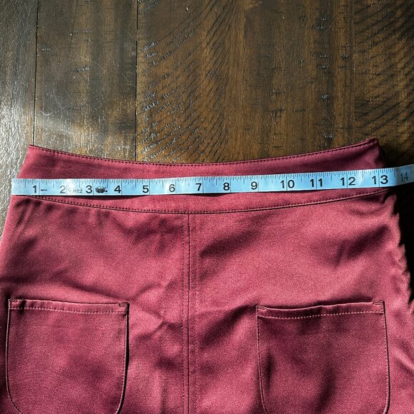 NWT H&M Burgundy Satin Pocket Skirt - Picture 15 of 16